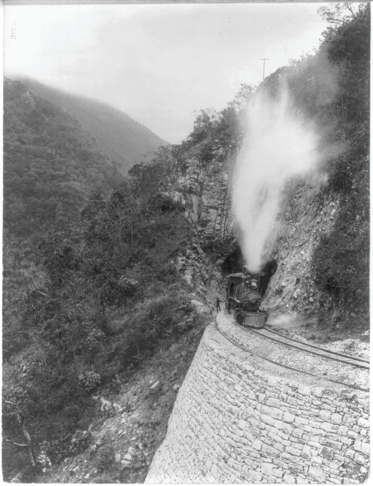 [Mexico - Railroad scenes: locomotive #124 in mouth of tunnel, Temaposa Canon], [1895?] — historic photograph