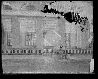 Main concourse, looking south, Grand Central Terminal, New York