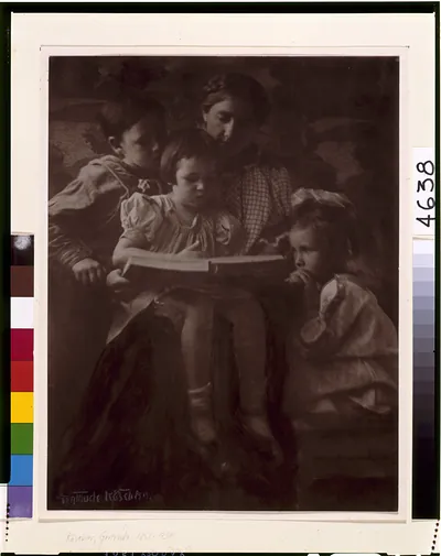 [Woman and children reading] / Gertrude Käsebier.