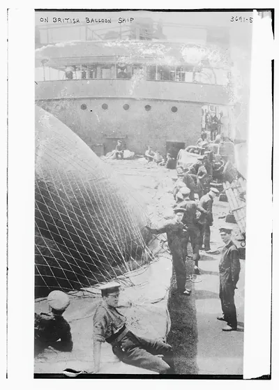 On British Balloon ship