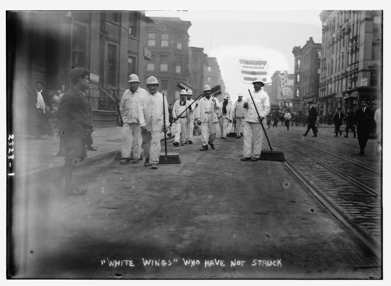 White Wings who have not struck, n/a — historic photograph