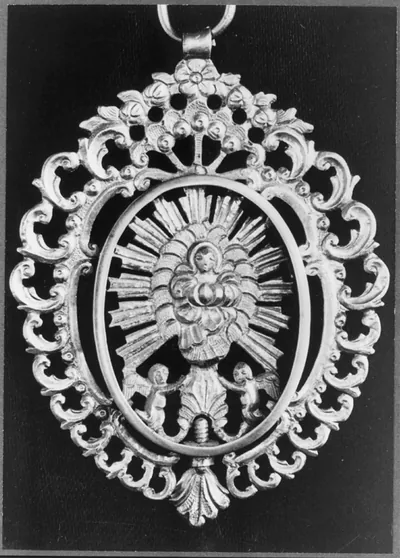 [Gold medallian of the miraculous Virgin of Caacupé, Paraguay]