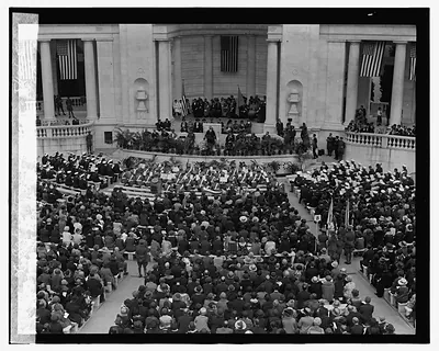 Dwight Davis at Mother's Day services at Arlington, 5/10/25