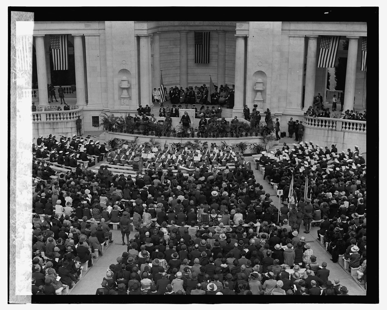 Dwight Davis at Mother's Day services at Arlington, 5/10/25, [19]25 May 10. — historic photograph