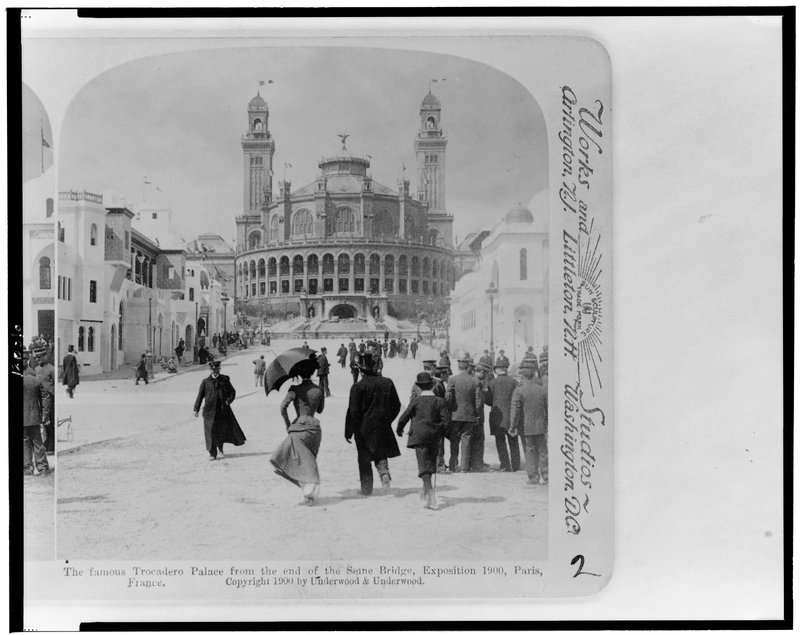 The famous Trocadero Palace from the end of the Seine Bridge Exposition 1900 Paris France, 1900 — historic photograph