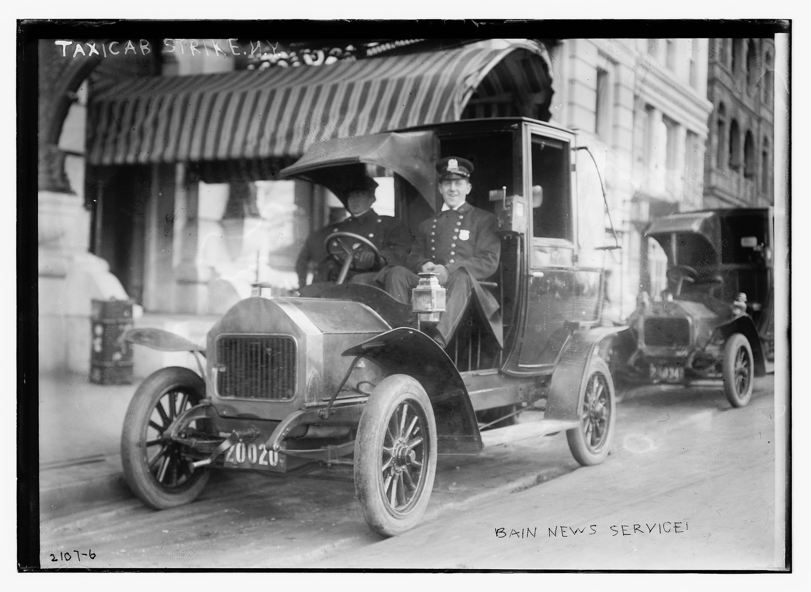 Taxicab strike New York, n/a — historic photograph