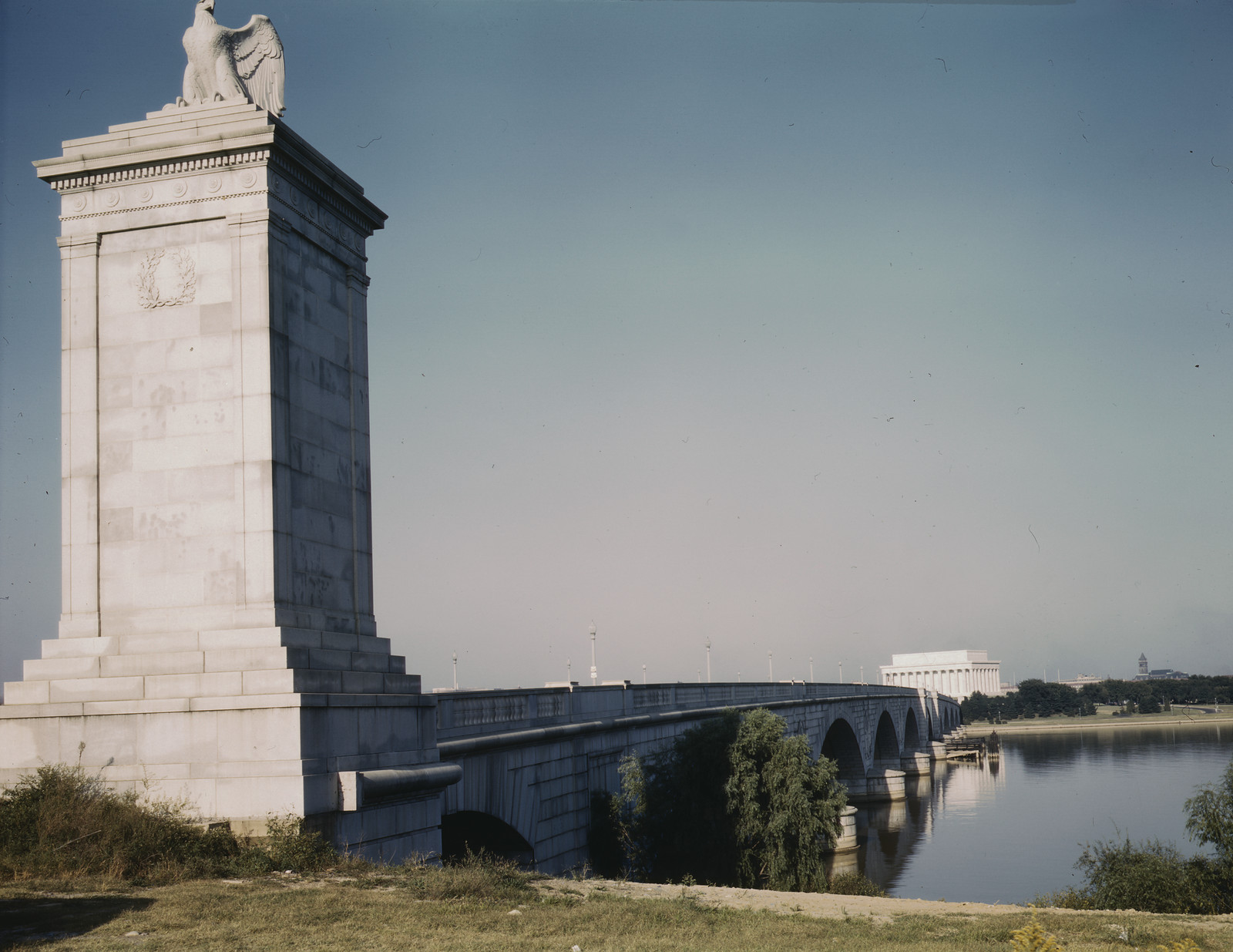 Memorial Bridge, Looking From The Virginia Side Of The Potomac River Across To The Lincoln Memorial, Washington, D.C. Transfer from U.S. Office of War Information, c. 1944-1946 — historic image