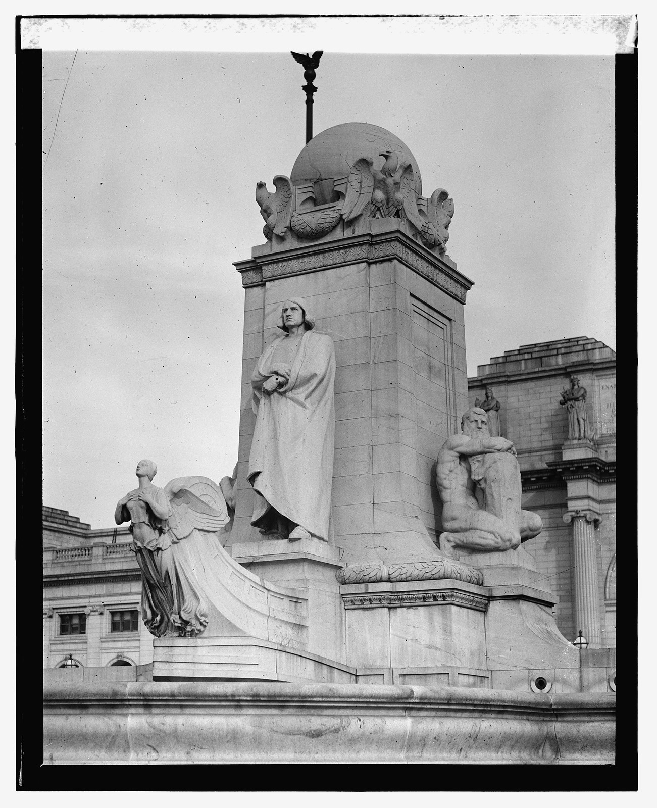Columbus statue, [1922] — historic photograph