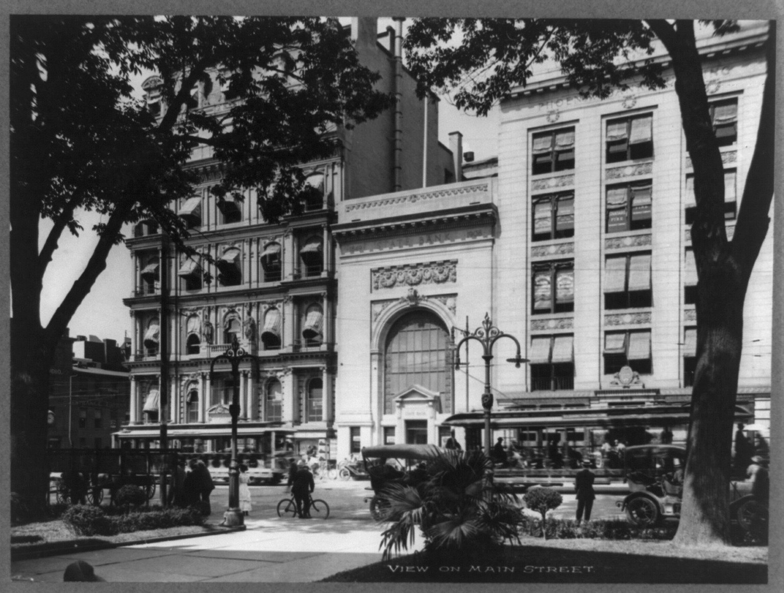 View on Main Street including State Bank, Hartford, Connecticut, [no date recorded on caption card] — historic photograph