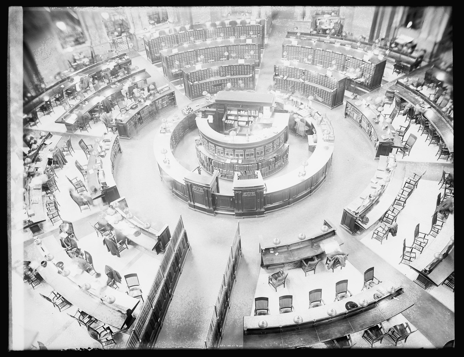 Reading room, Library of Congress, [Washington, D.C.], [1919 or 1920] — historic photograph