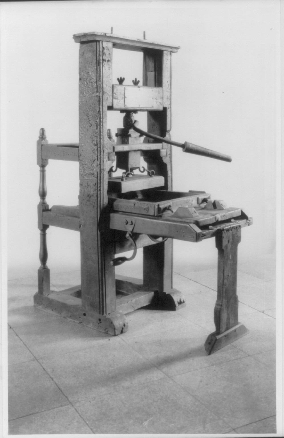 [Printing press used by Franklin, 1725-26] — historic photograph