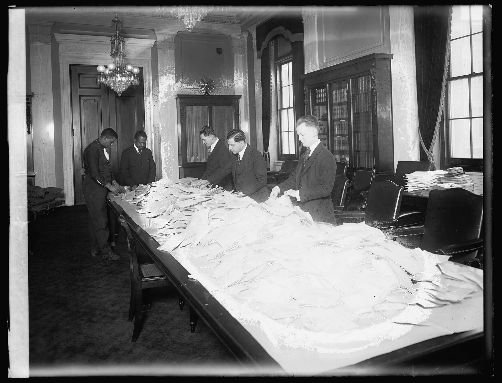 Seed distribution, Sen. Penrose ofc., [1919 or 1920] — historic photograph