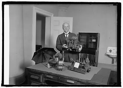 Thomas E. Robertson, Com. of Patents with old models, [6/19/25]