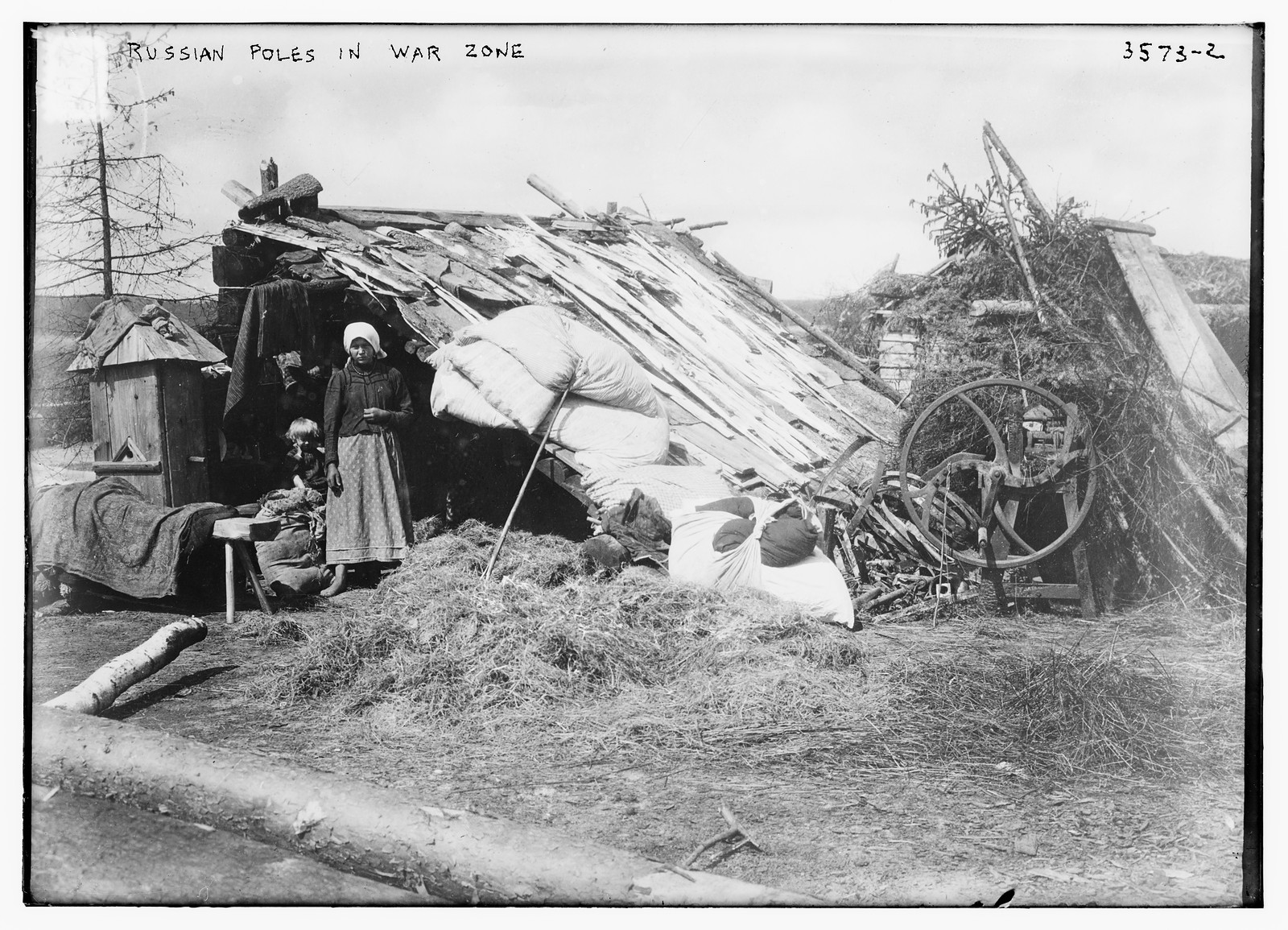 Russian Poles in war zone, n/a — historic photograph
