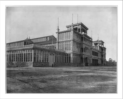 [Centennial Exhibition, Philadelphia, 1876: Machinery Hall, east end, Oct. 9, 1875]