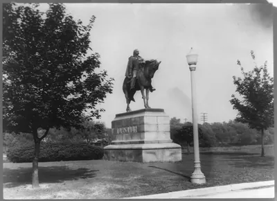 Custer Monument, Monral, Michigan