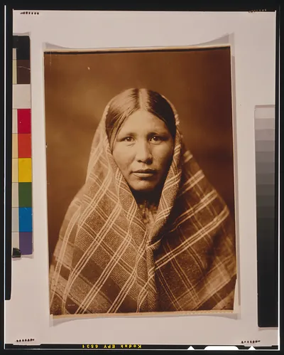 Nespilim woman