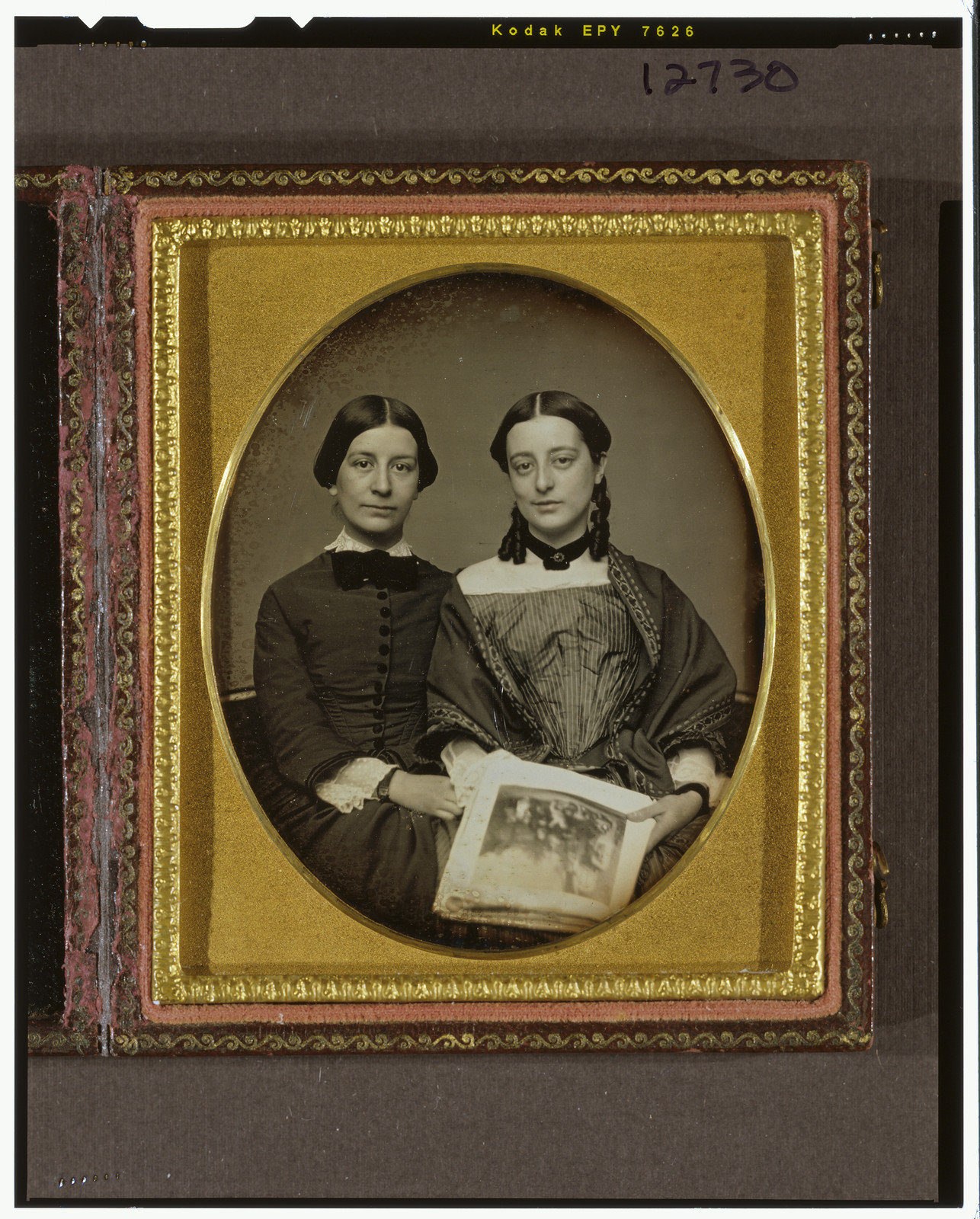 [Emily Everett Abbot and Mary Susan Everett Abbot], [ca. 1852] — historic photograph