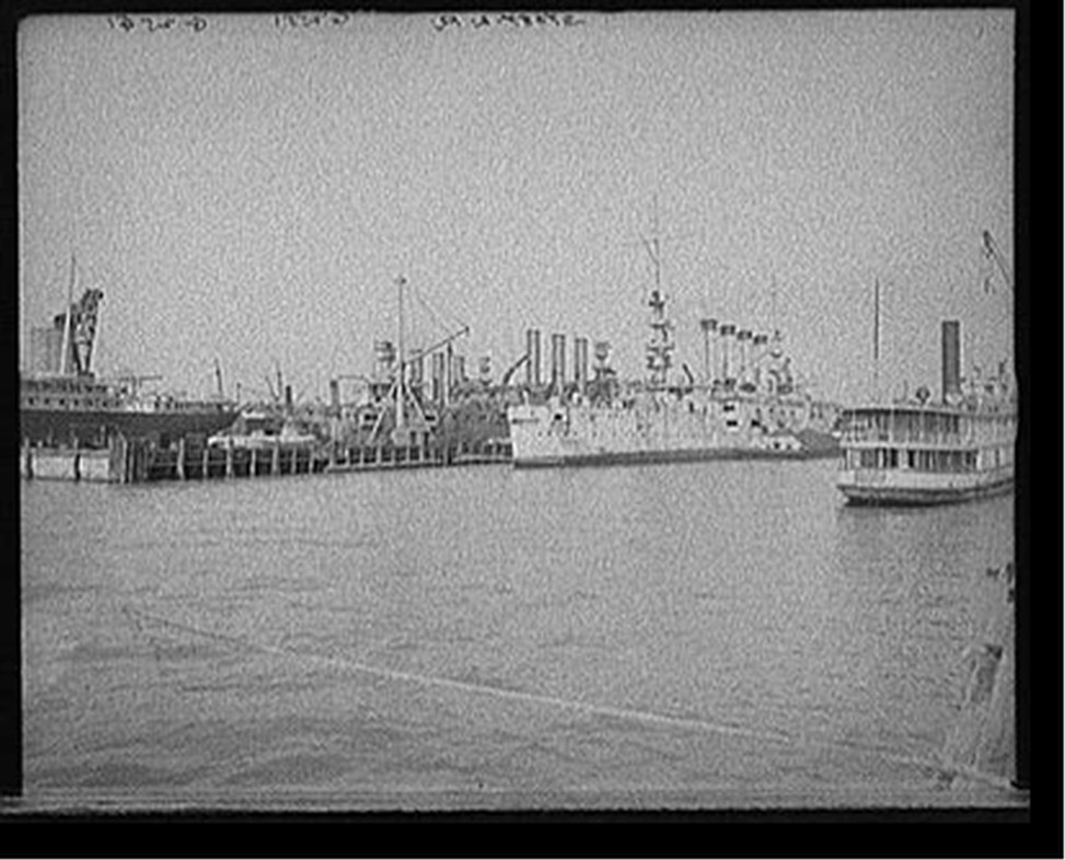 [Newport News Shipbuilding and Dry Dock Company shipyard, Newport News. Va.], [between 1900 and 1910] — historic photograph