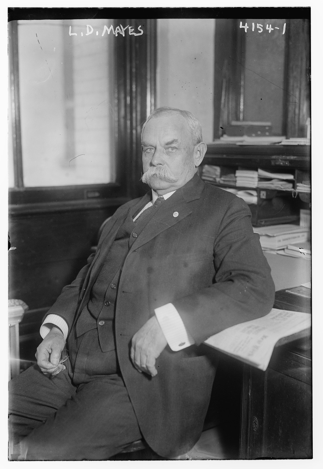L.D. Mayes, n/a — historic photograph