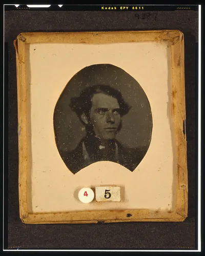 [William Robertson Grant, head-and-shoulders portrait, facing right]