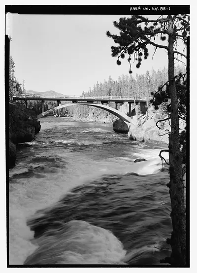 204465pu 1. CHITTENDEN MEMORIAL BRIDGE. LOOKING NNE