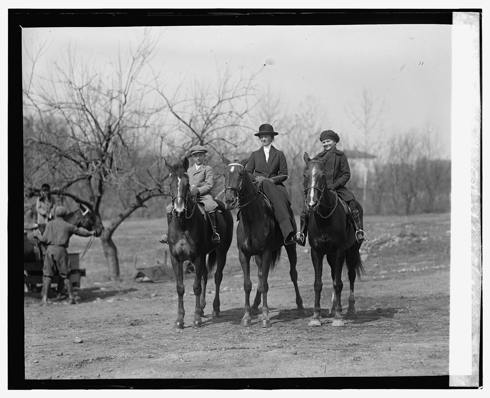 Mrs. Wm. Phillip & children, [3/17/24], [1924 March 17] — historic photograph