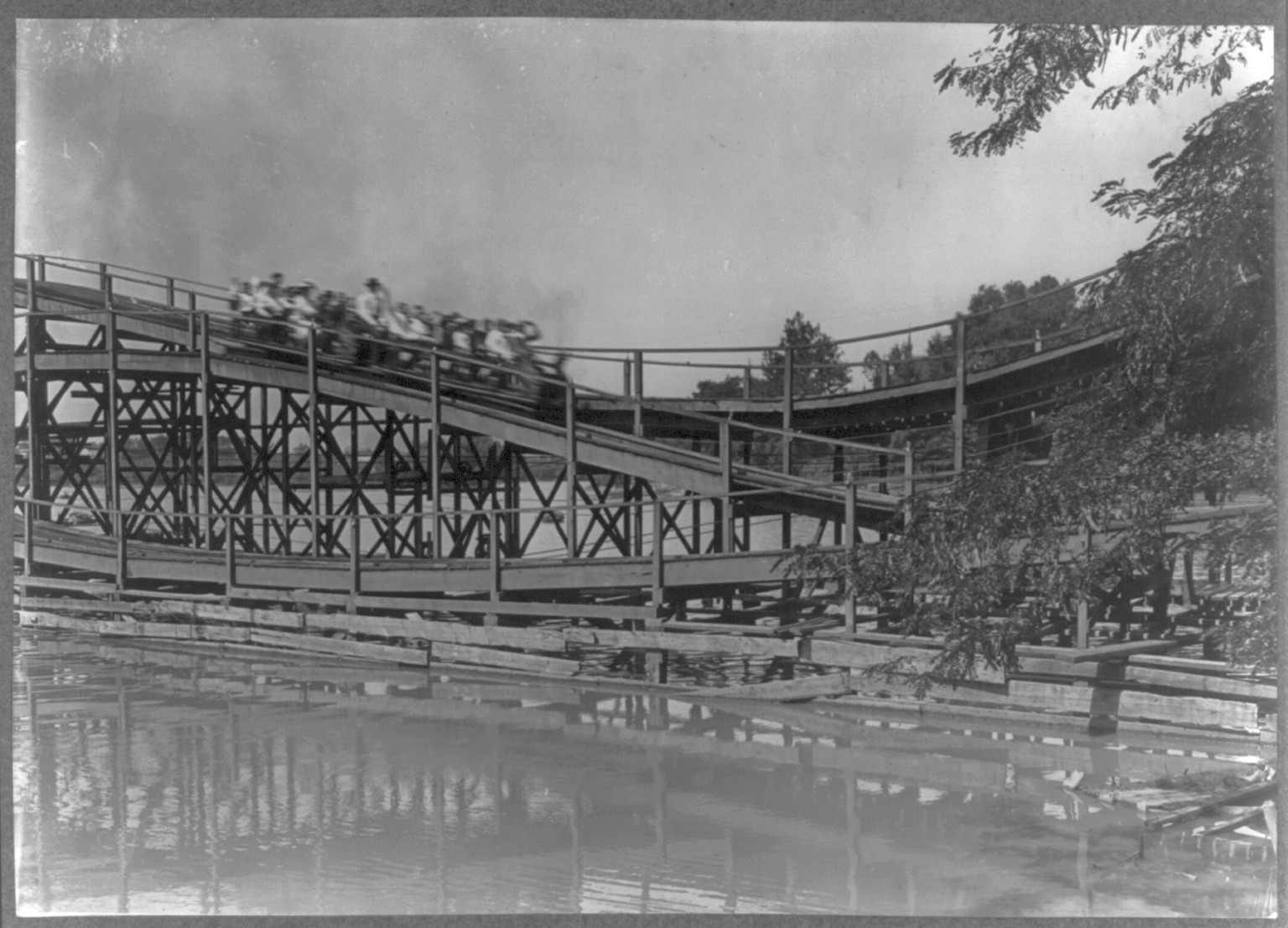 On the Scenic Railway, The Newsboys' Picnic [...] Location: Cincinnati, Ohio., 1908 August. — historic photograph