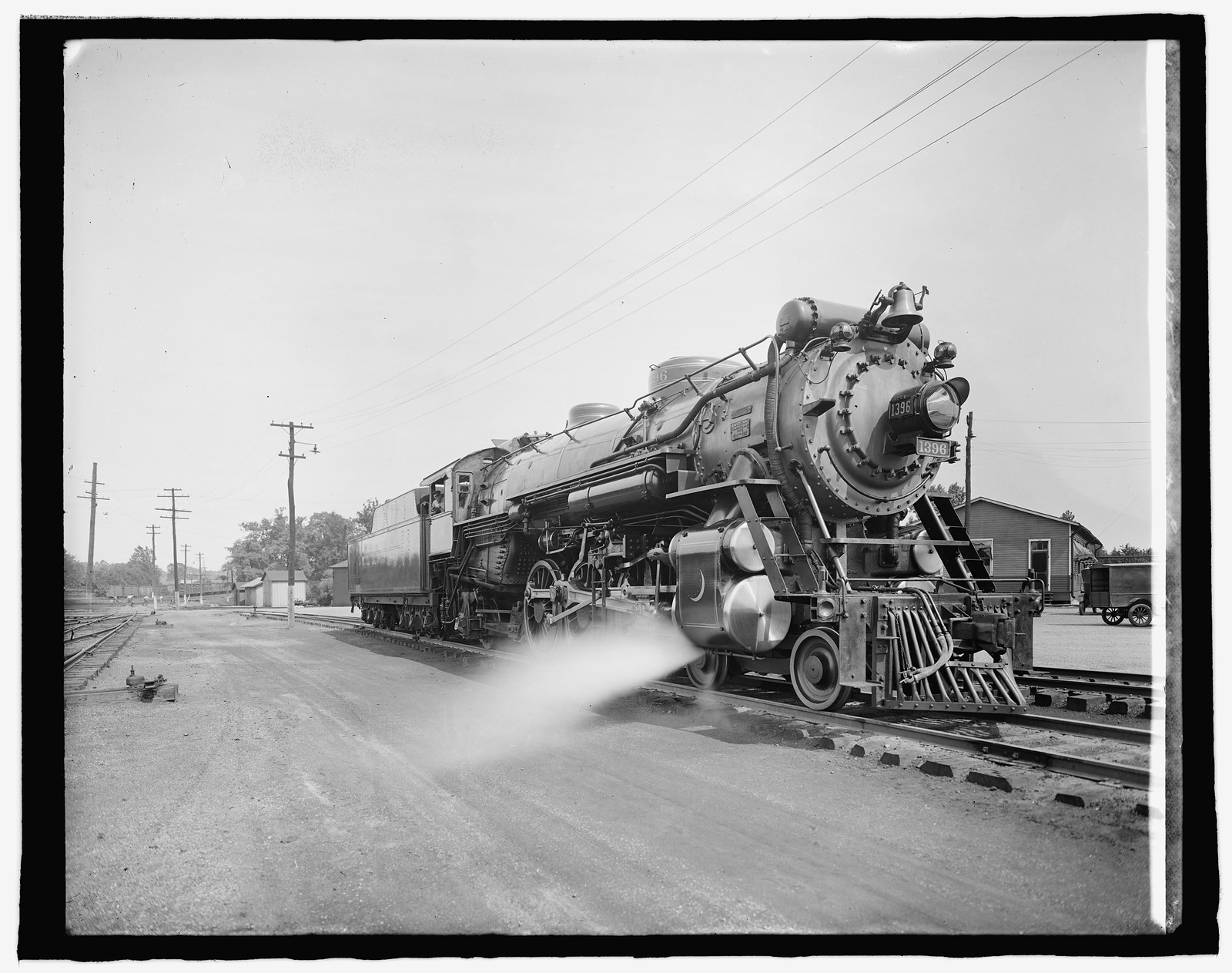 So. R.R. Co. Crescent Locomotive, [between 1916 and 1917] — historic photograph