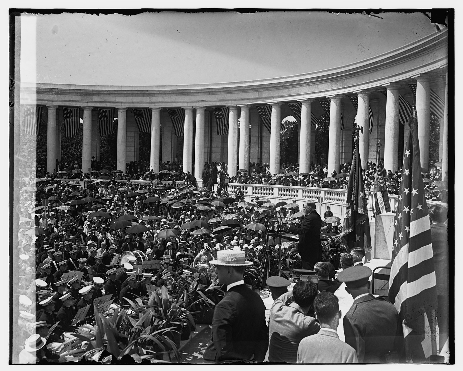 Hoover at Arlington, 5/30/29, [19]29 May 30. — historic photograph