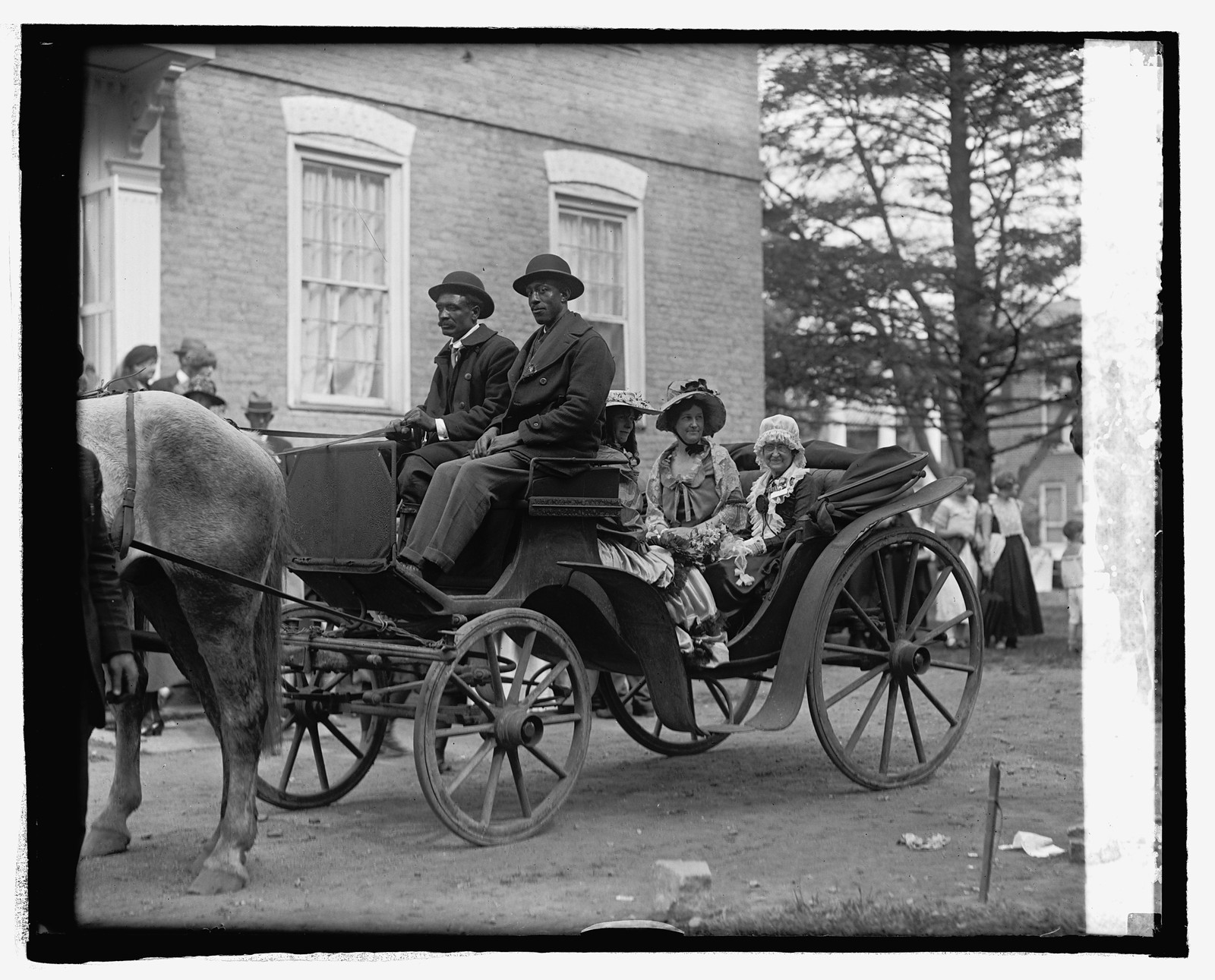 Kenmore dedication at Fredericksburg, Va., 5/9/25, [19]25 May 9. — historic photograph