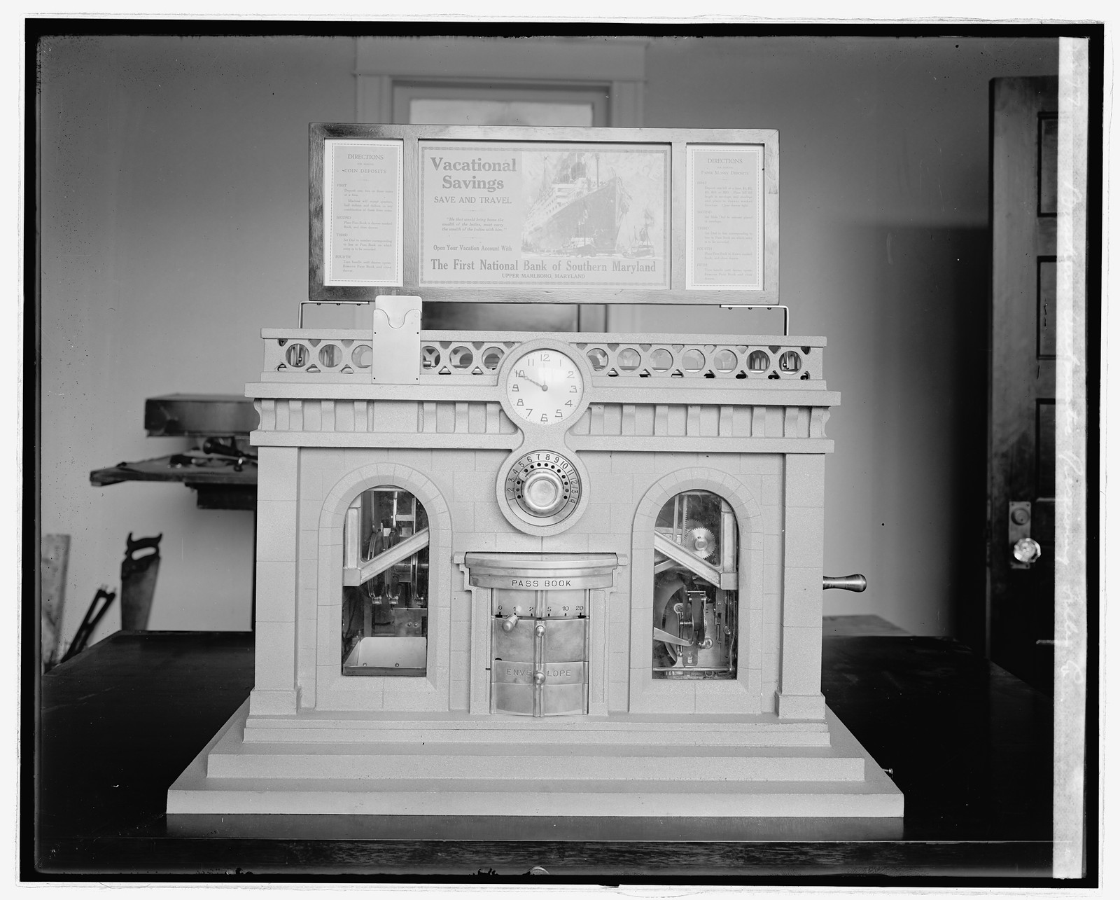 Bankers Automatic Receiving Teller Co., [between 1918 and 1928] — historic photograph