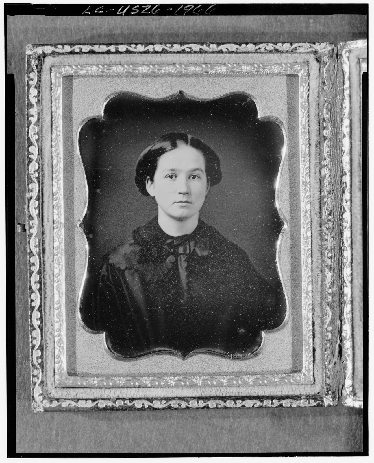 Portrait of an unidentified woman in a dark dress, 1840 — historic photograph