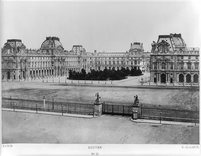 Paris. Louvre / E. Baldus.