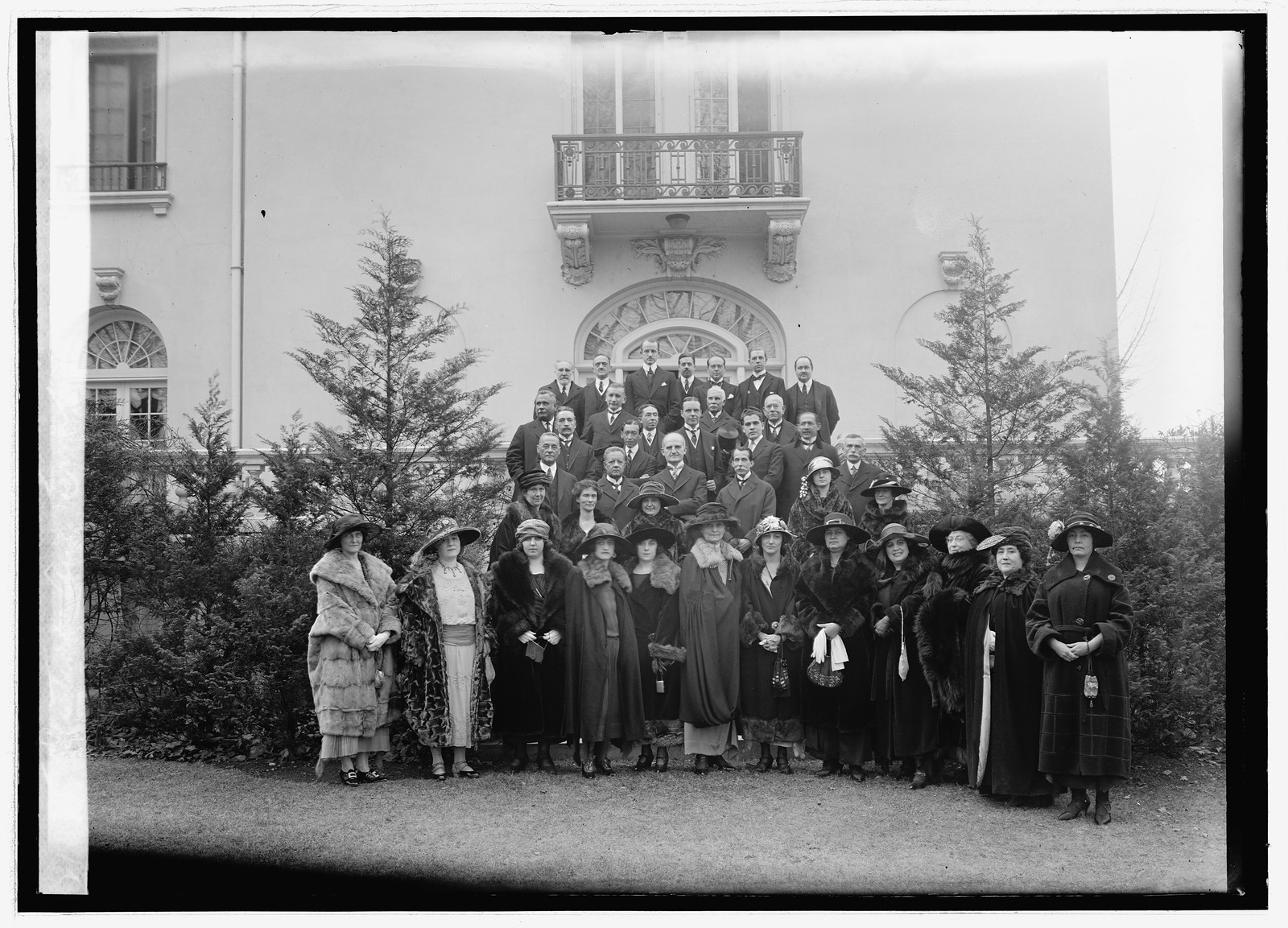 Central Am. group, [1922] — historic photograph