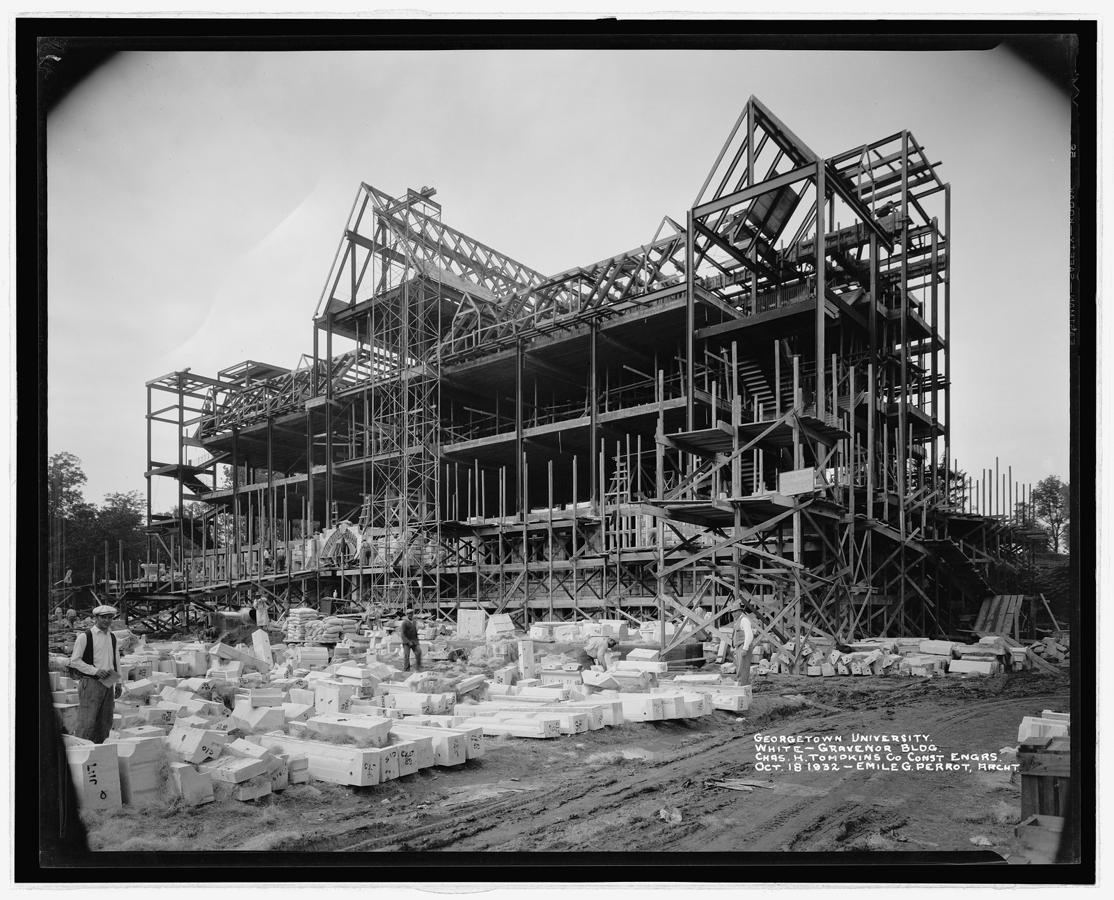 Georgetown University, [Washington, D.C.], White Gravenor bldg., Oct. 18, 1932 [Construc, 1932 — historic photograph