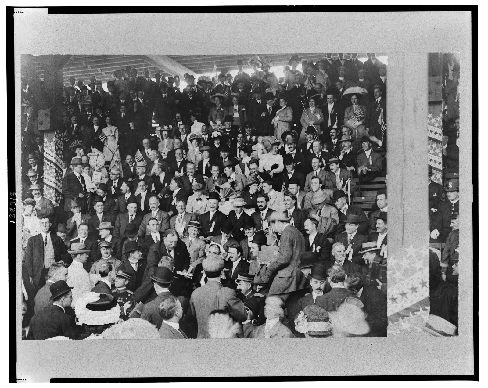 Pres. Taft at baseball game vs. Cubs vs. Giants, Sept. 16, 1909, 1909 — historic photograph