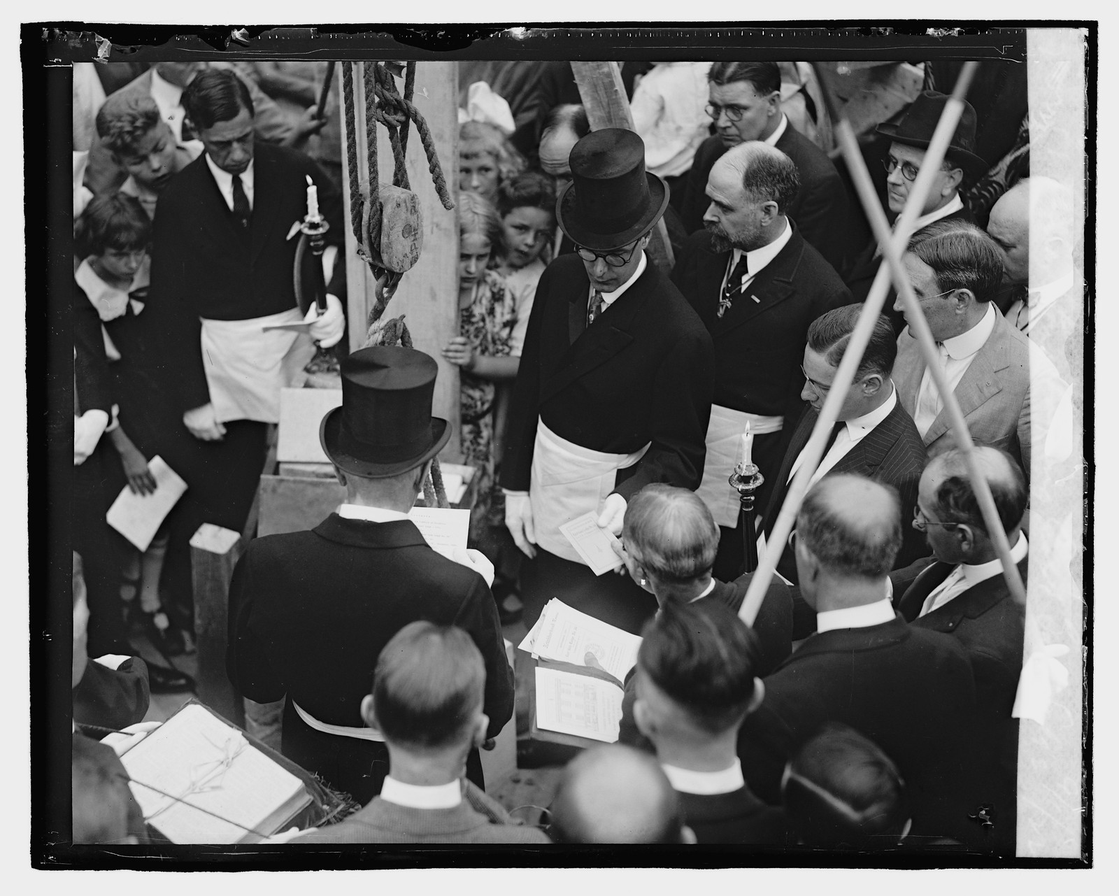 Corner stone laying, East Gale Lodge, 9/1/22, [19]22 September 1. — historic photograph