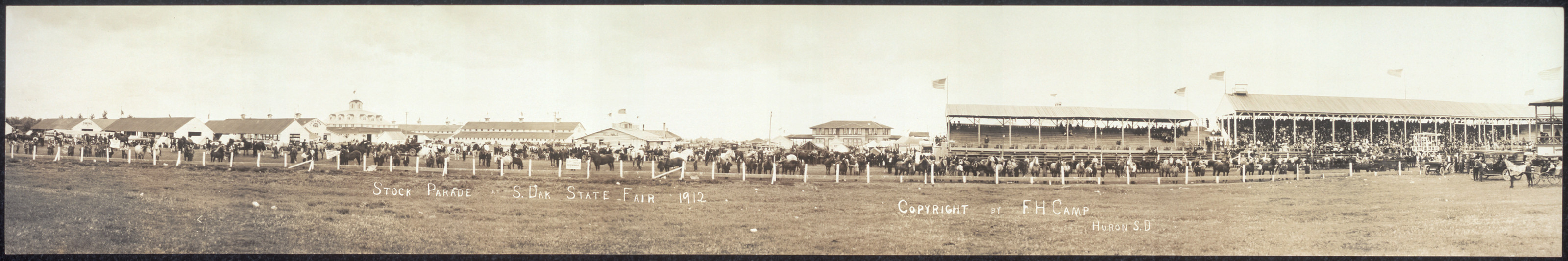Stock parade at South Dakota State Fair, 1912 — historic image
