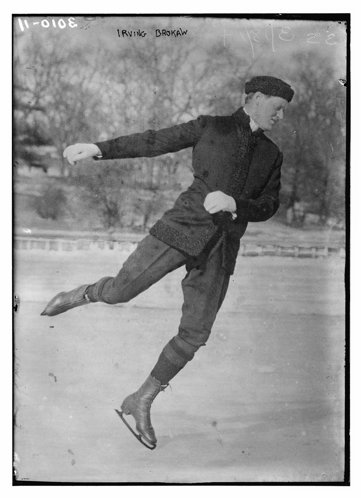 Irving Brokaw -- ice-skating, n/a — historic photograph
