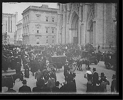 [Easter morning on Fifth Avenue, New York, N.Y.]
