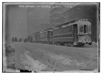 Train cars stalled on 4th Ave. in snow storm, New York