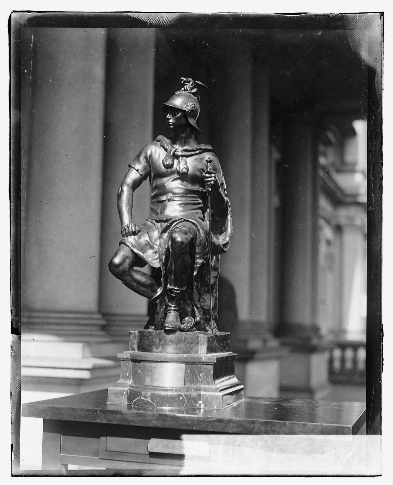 [Bronze statue presented to Secretary of Navy Josephus Daniels by French Ambassador Jean, [19]19 October 11. — historic photograph