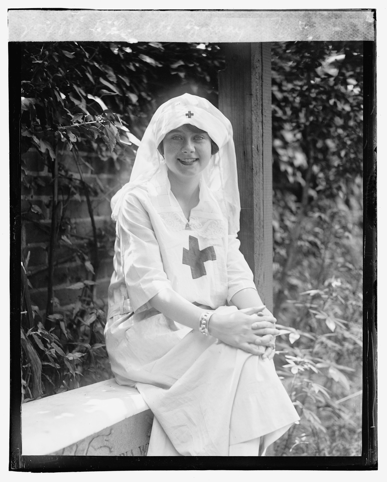 Elizabeth Zolnay, [1923] — historic photograph