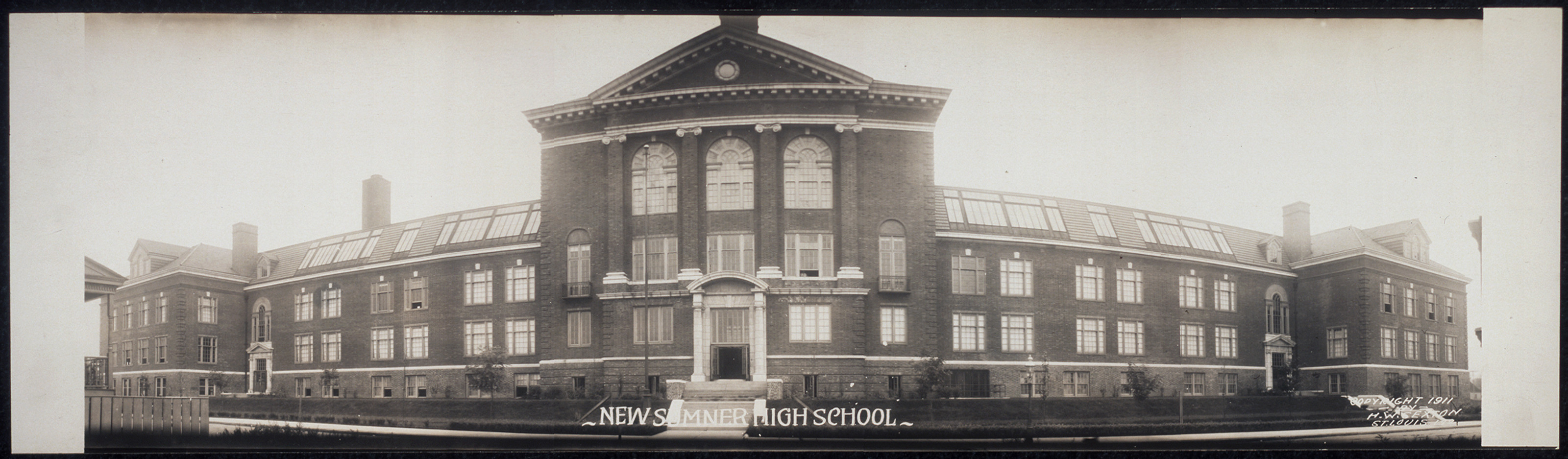 High School St Louis, Missouri, 1911, 1911 — historic image