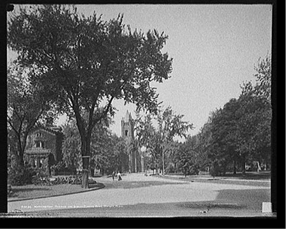 Washington Avenue and Grand Circus Park, Detroit, Mich., c1905. — historic photograph