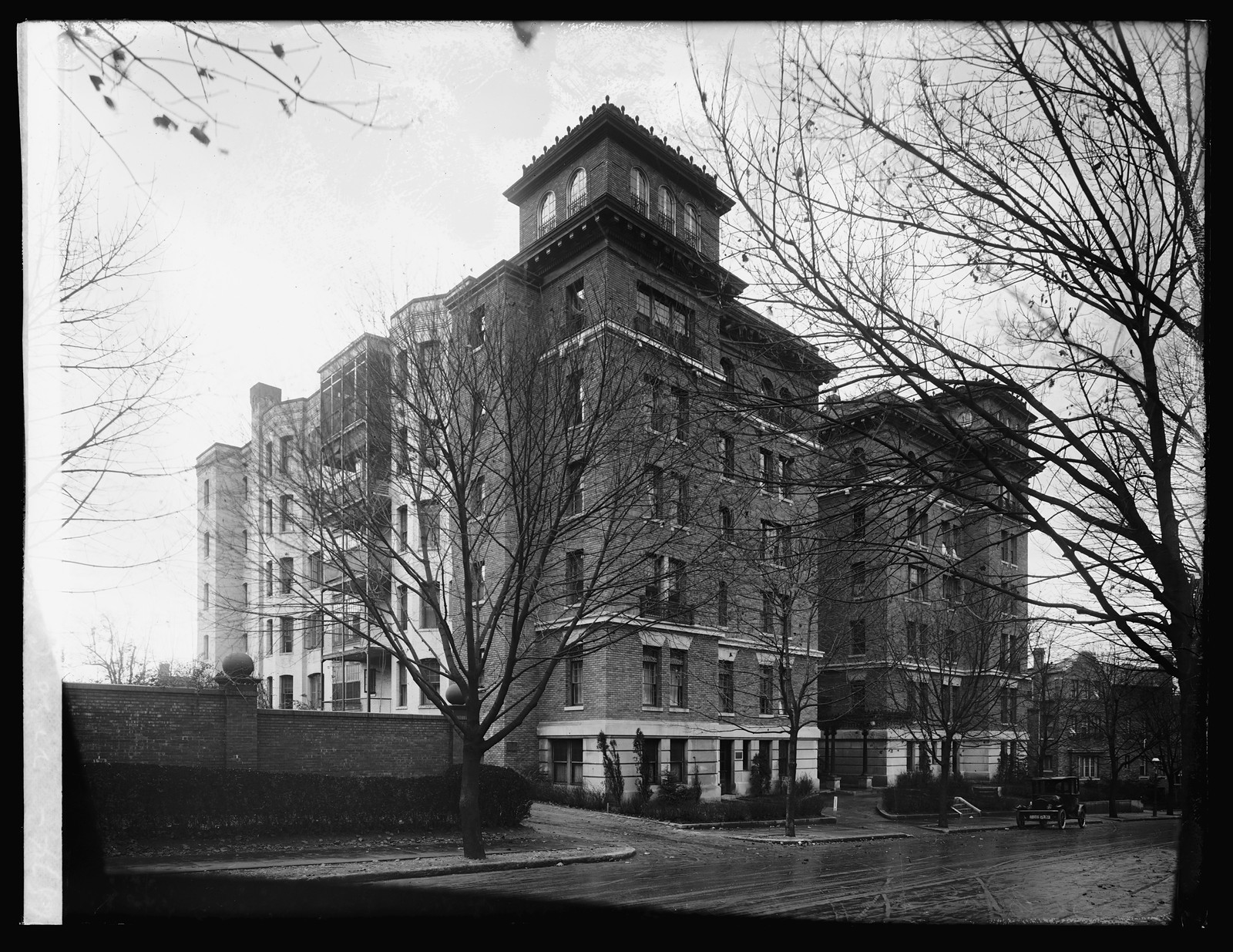 2230 California St., [Washington, D.C.], (Cost Rica-moved), [between 1921 and 1922] — historic photograph