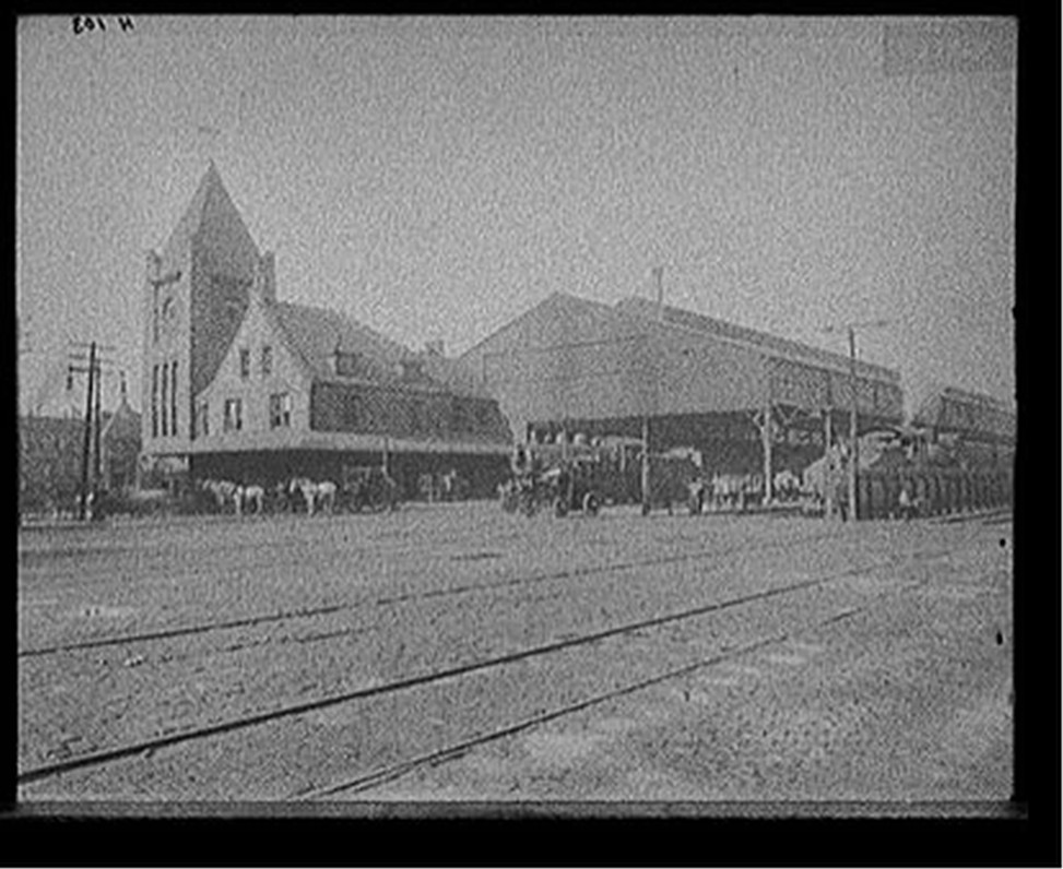 [New York Central Railroad depot, Syracuse, N.Y.], [between 1900 and 1915] — historic photograph