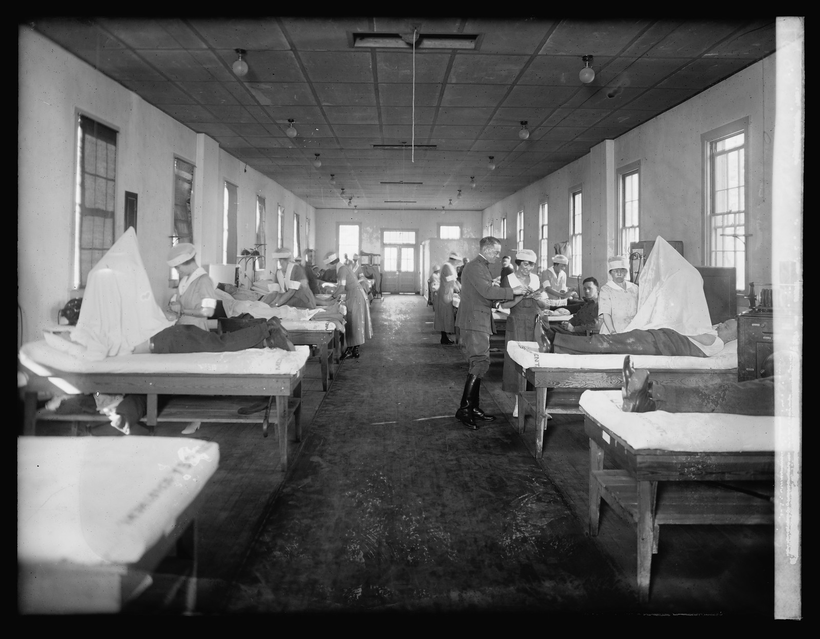 Walter Reed Physiotherapy story, [between 1920 and 1921] — historic photograph