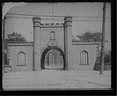 [Allegheny Arsenal entrance, Pittsburgh, Pa.]